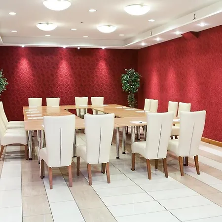 Kolonna Brigita Hotel 3*