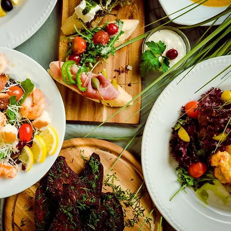 Kolonna Brigita Hotel 3*