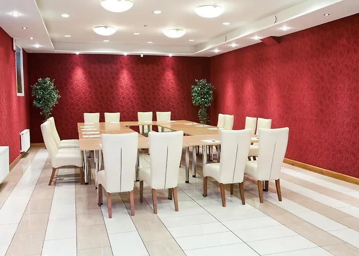 Kolonna Brigita Hotel 3*