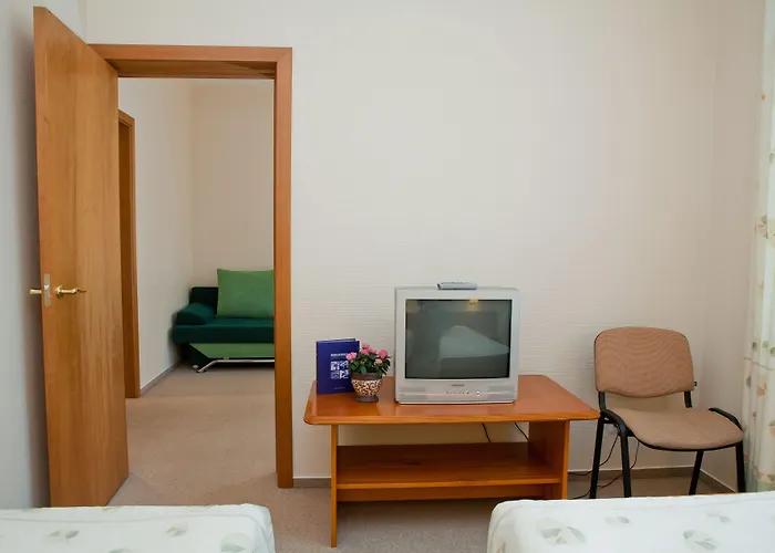 Kolonna Brigita Hotel 3*