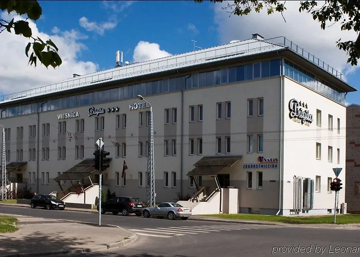 Kolonna Brigita Hotel 3*