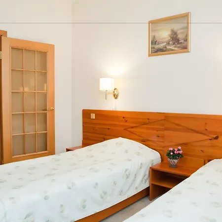 Hotel Kolonna Brigita 3*