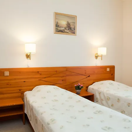 Kolonna Brigita Hotel 3*