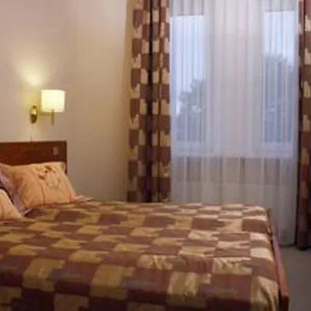 Kolonna Brigita Hotel 3*